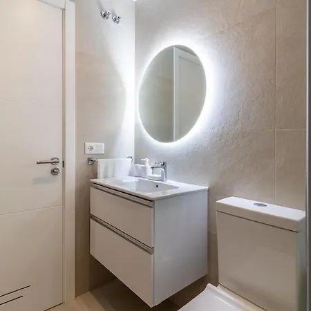 Apartamento Flatguest Viriato - Wifi - Ac - Terraza Compartida